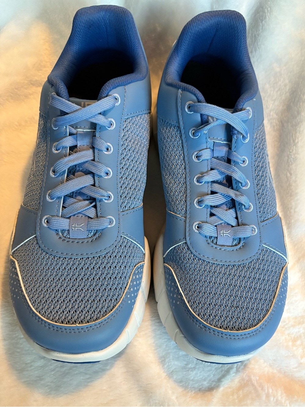 Woman’s Quantum 2 - Blue Fog